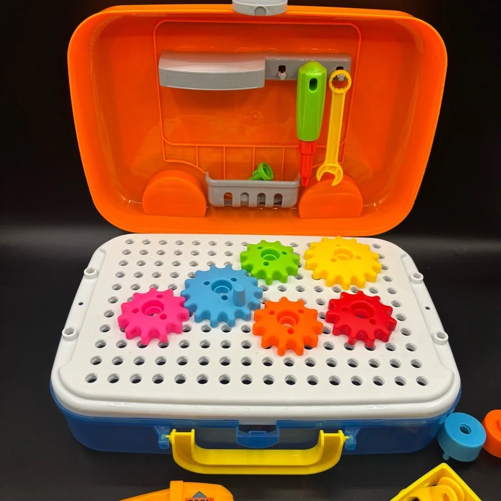 STEM Gear Platter‎ Bus Tools Build Carrying Case Drill Screwdriver Colorful